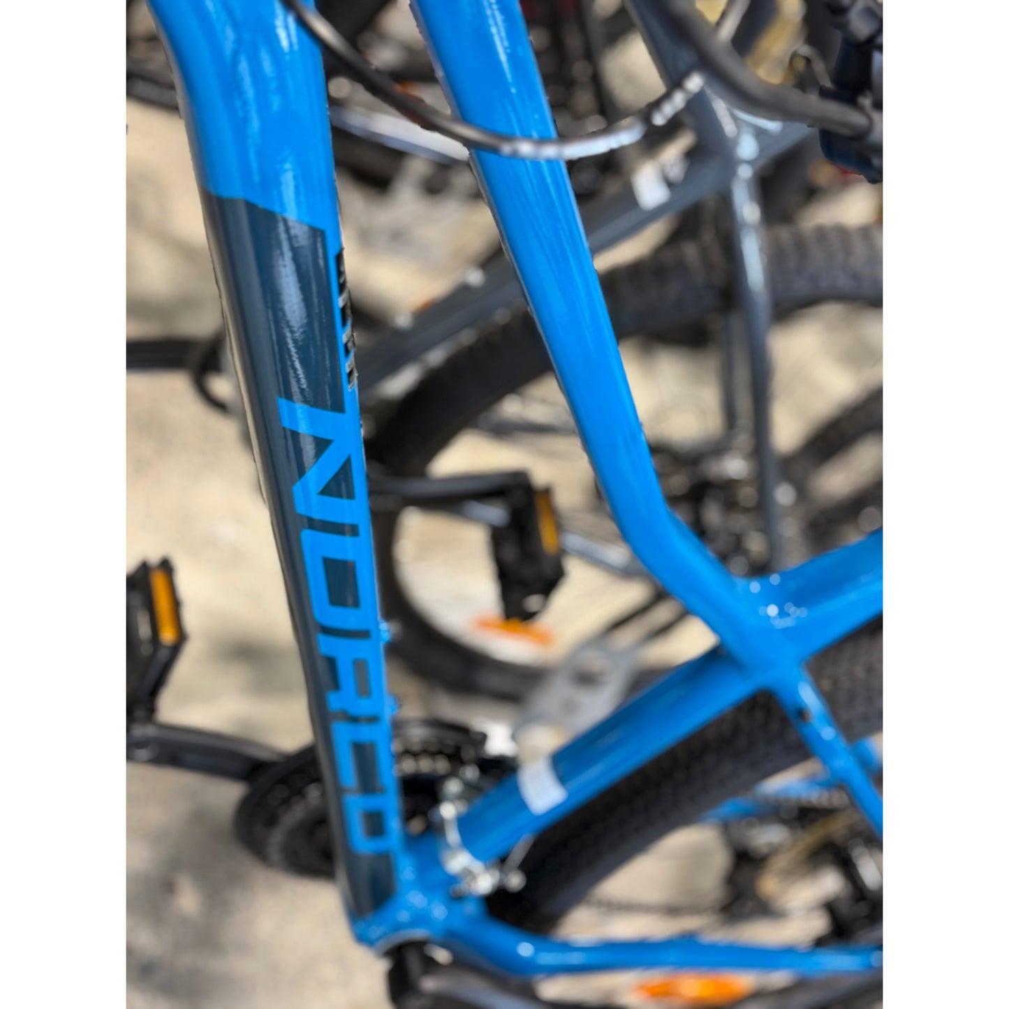 NORCO Storm 4 Hardtail Mountain Bike 27.5'' Blue/Black