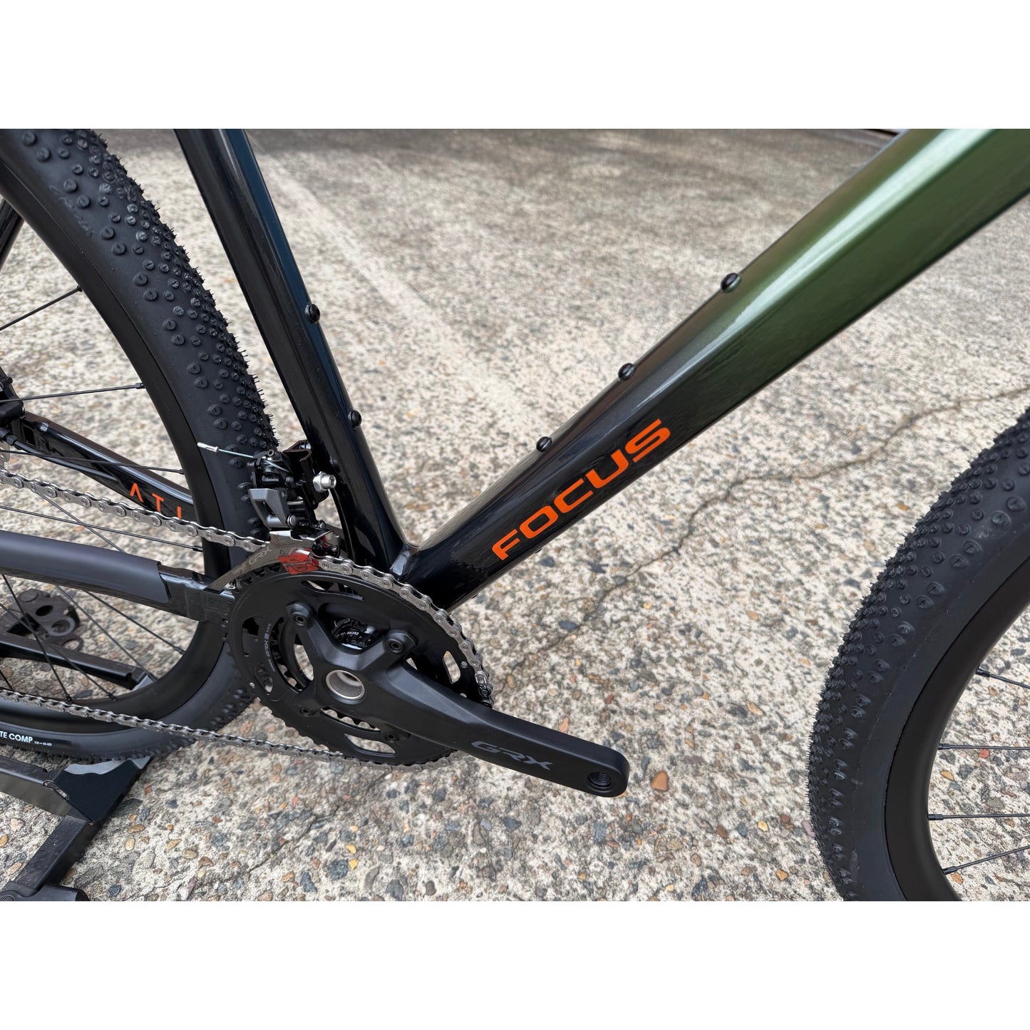 FOCUS Atlas 6.9 Sprucegreen Diamond Black Large