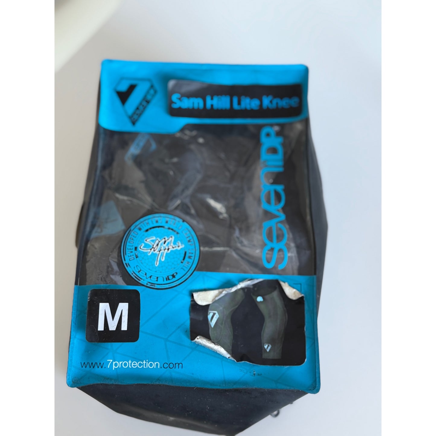 SEVEN IDP Sam Hill Lite Knee Pads