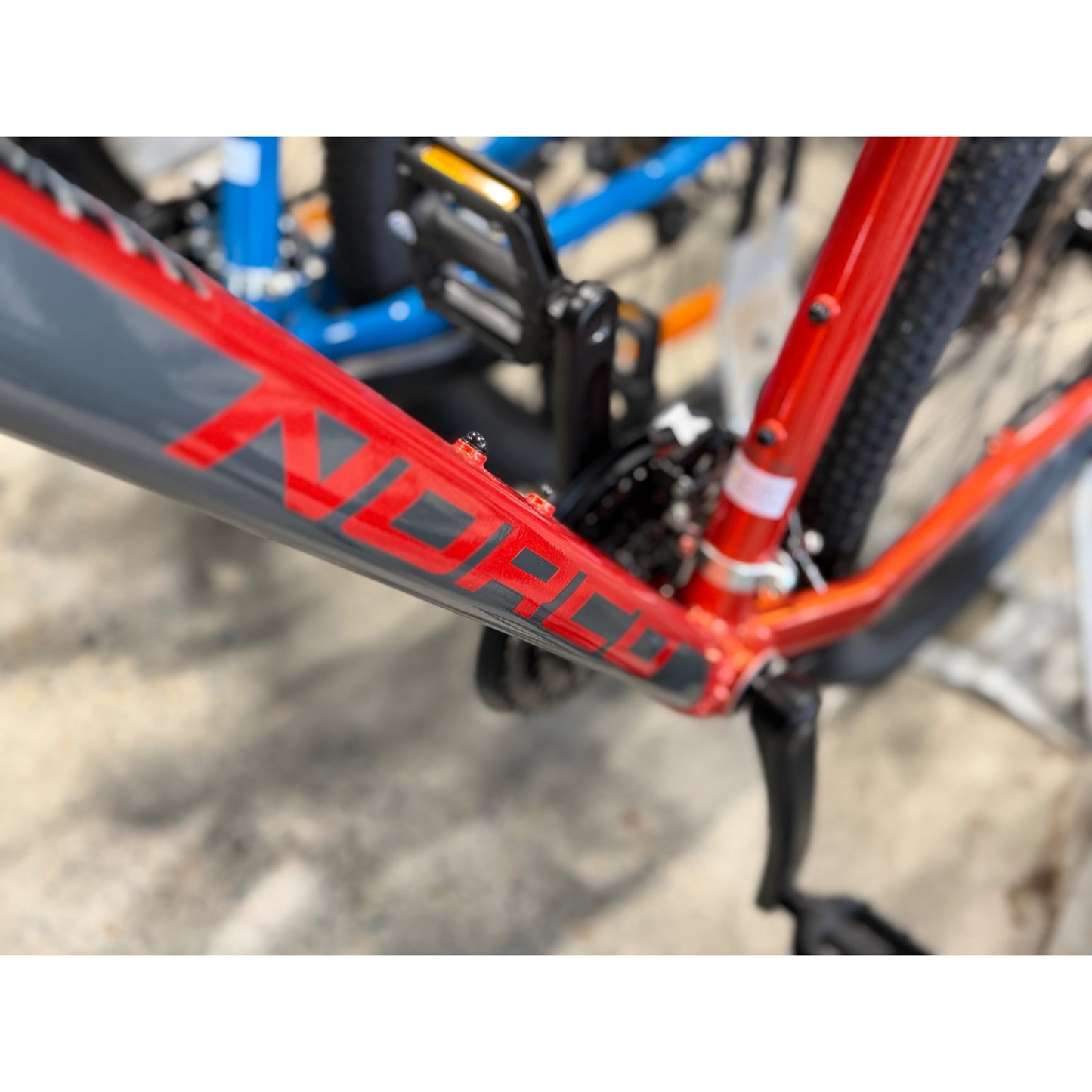 NORCO Storm 5 29'' Mountain Bike Burnt Orange/Charcoal