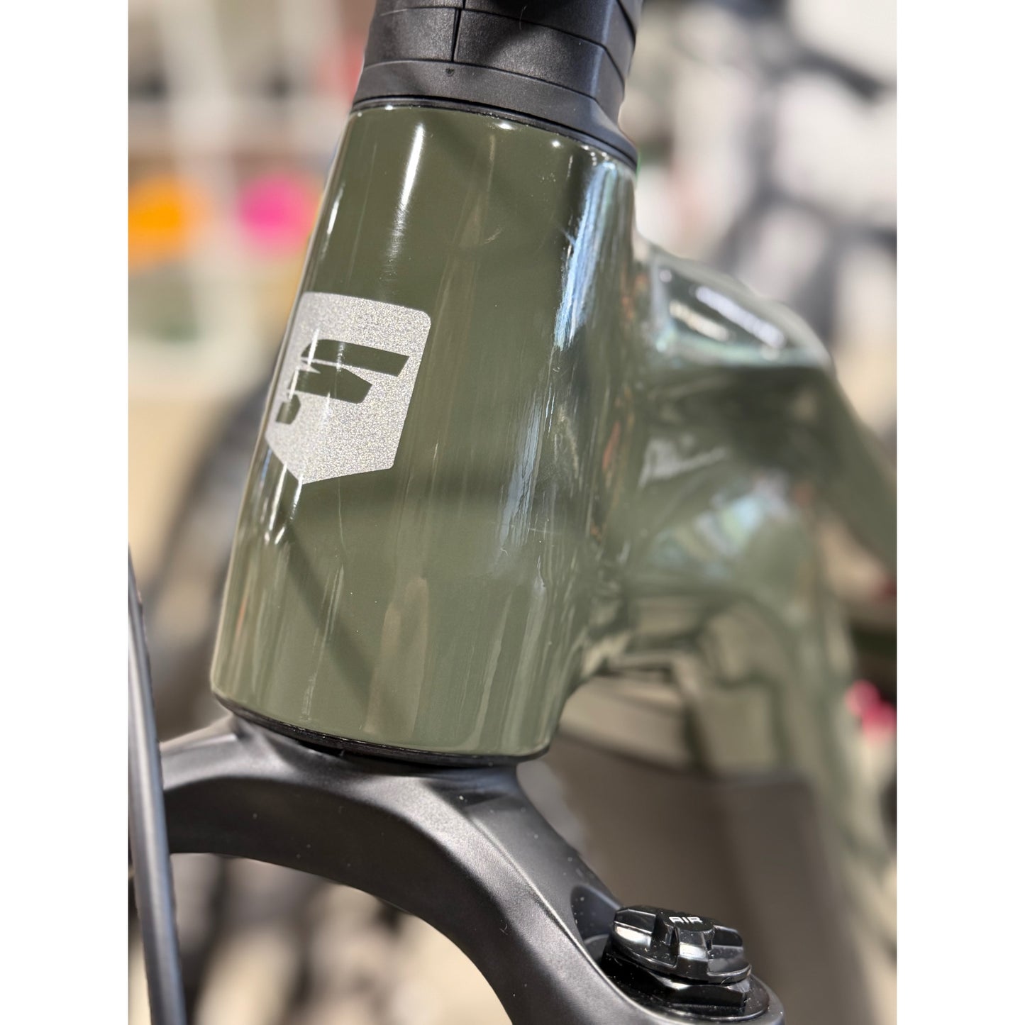 FOCUS THRON² 6.7 Bike 600Wh Urbangreen