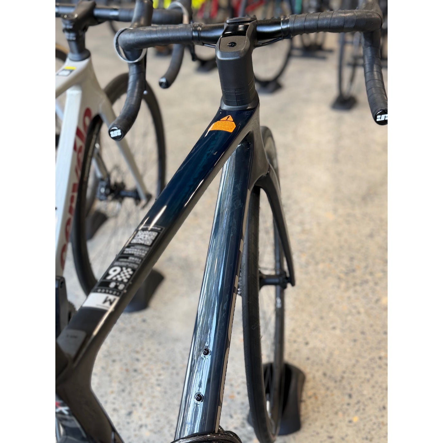 FOCUS 26 Izalco Max 8.8 Bike Azurblue Tinted Black
