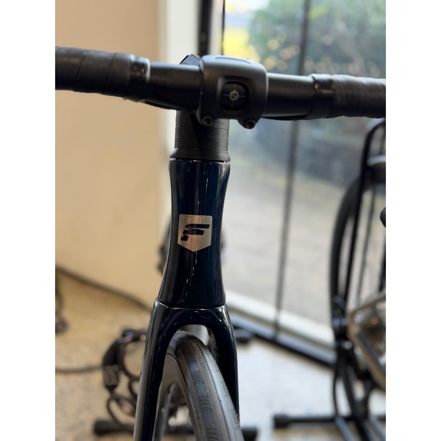 FOCUS 26 Izalco Max 8.8 Bike Azurblue Tinted Black