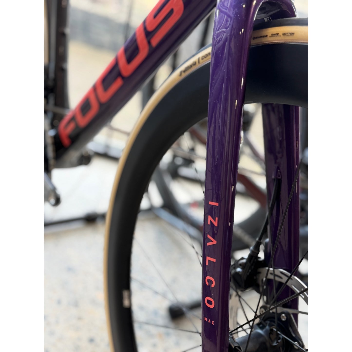FOCUS 2026 Izalco Max 9.8 Bike Small Dreamviolet