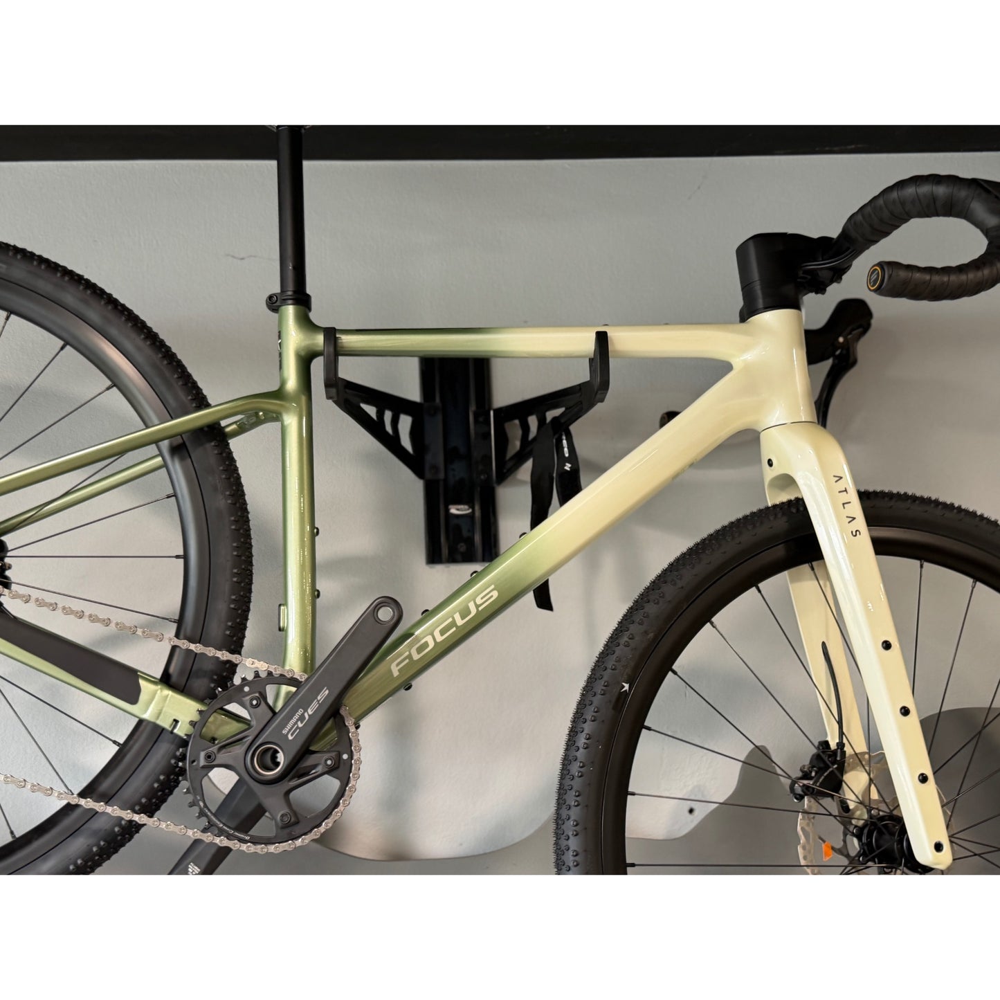 FOCUS Atlas 6.7 Bike Champagne Mintgrey Small
