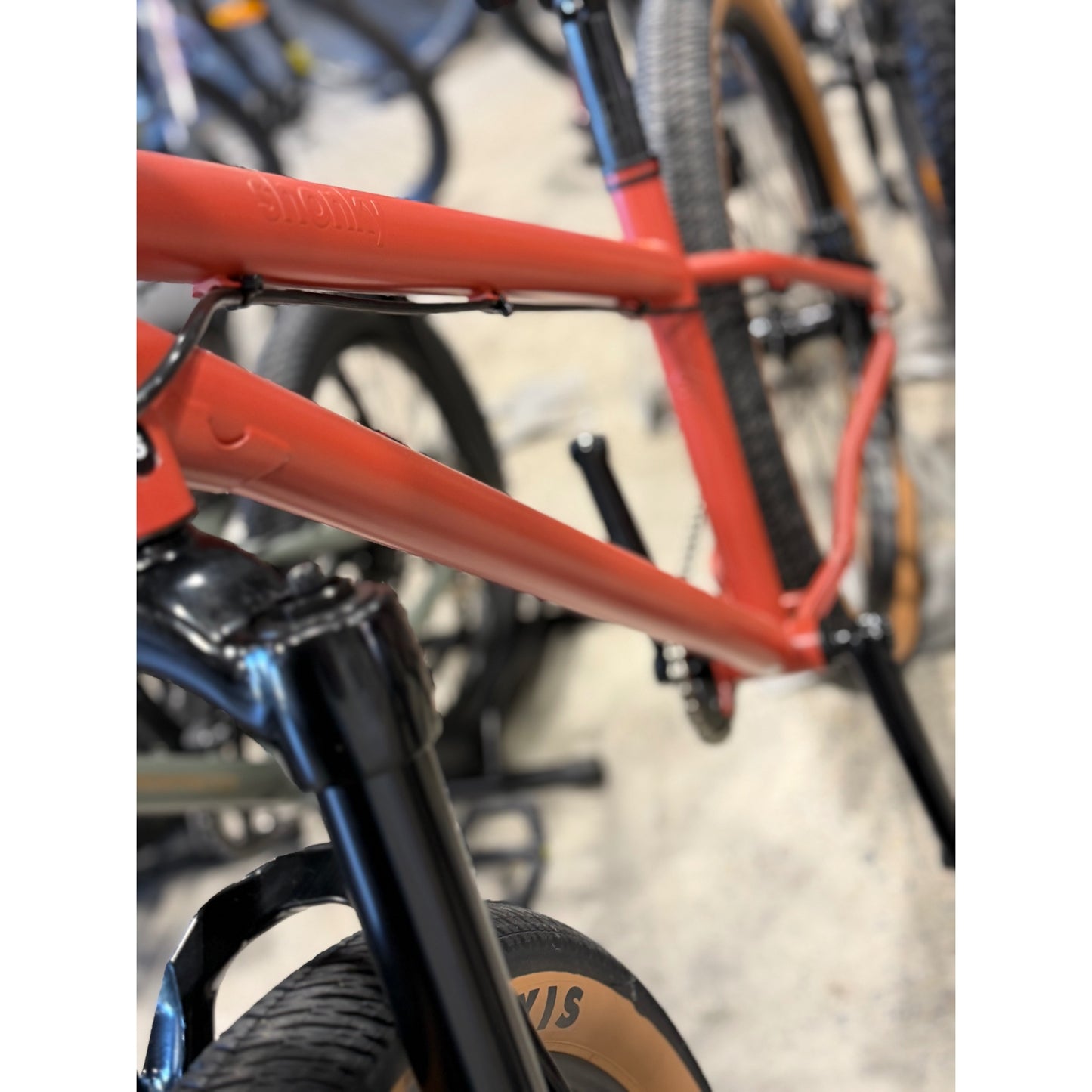 KONA Shonky Bike Bloodstone SHORT