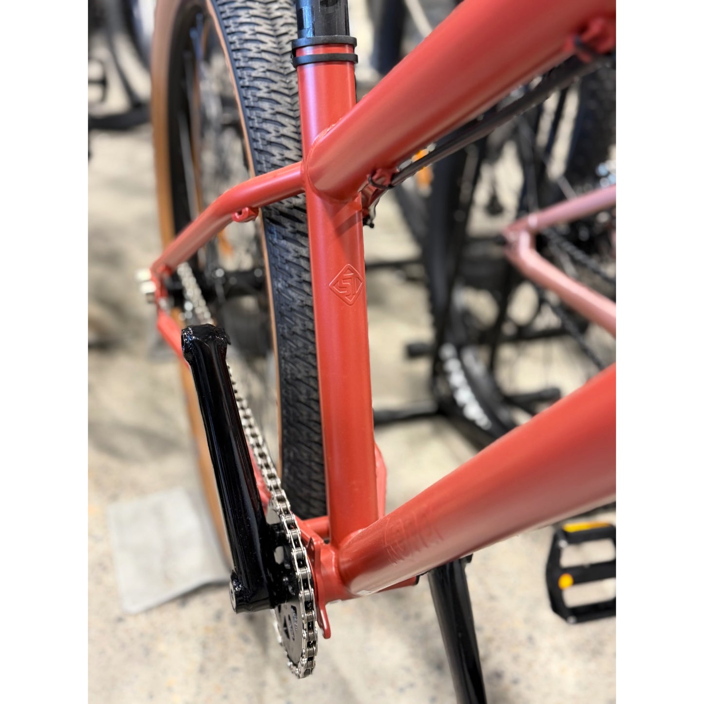 KONA Shonky Bike Bloodstone SHORT