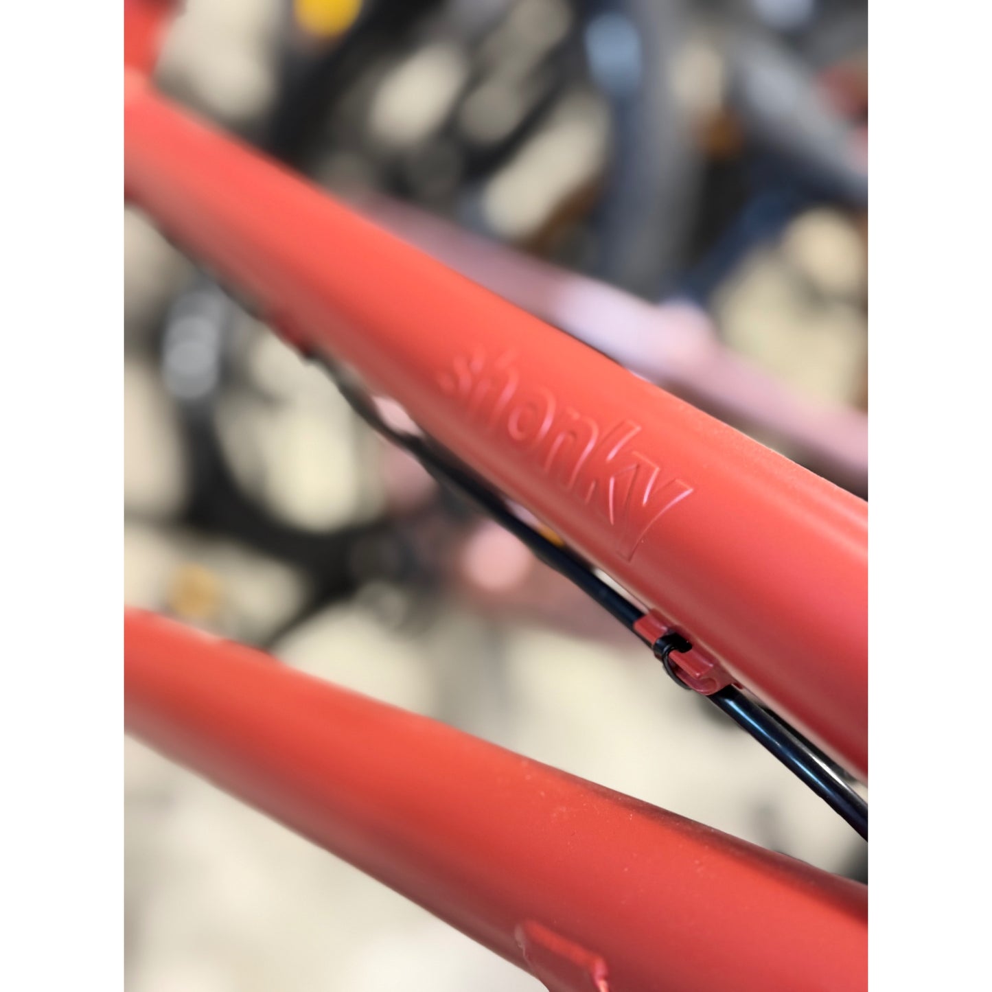 KONA Shonky Bike Bloodstone SHORT