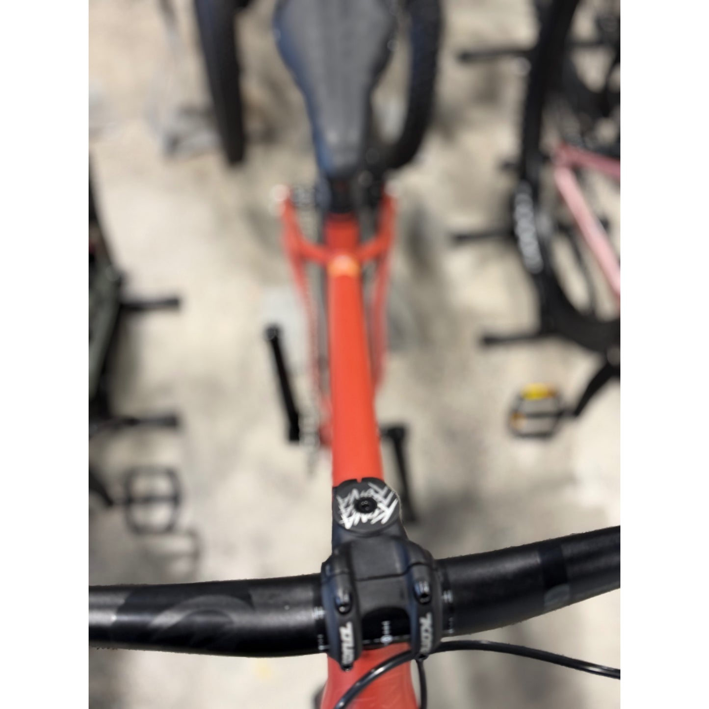 KONA Shonky Bike Bloodstone SHORT