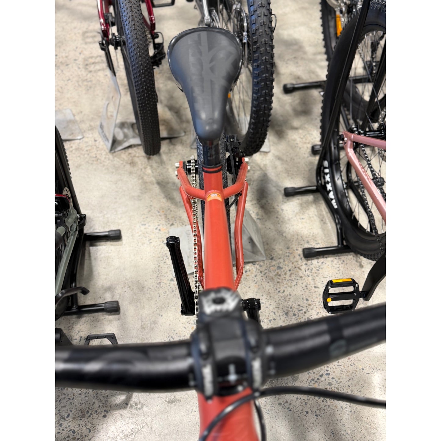 KONA Shonky Bike Bloodstone SHORT
