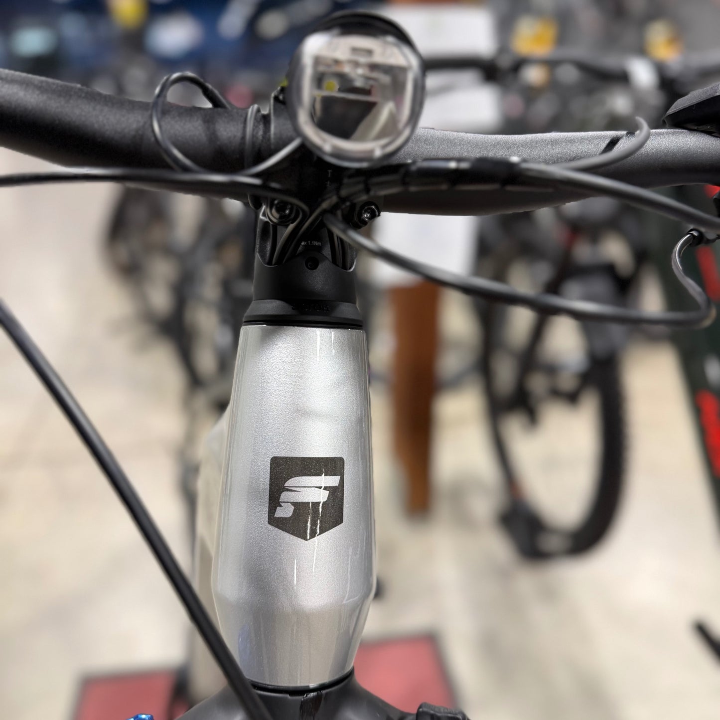 FOCUS 26 Aventura2 6.7 WA Bike 600wh Steelgrey Large