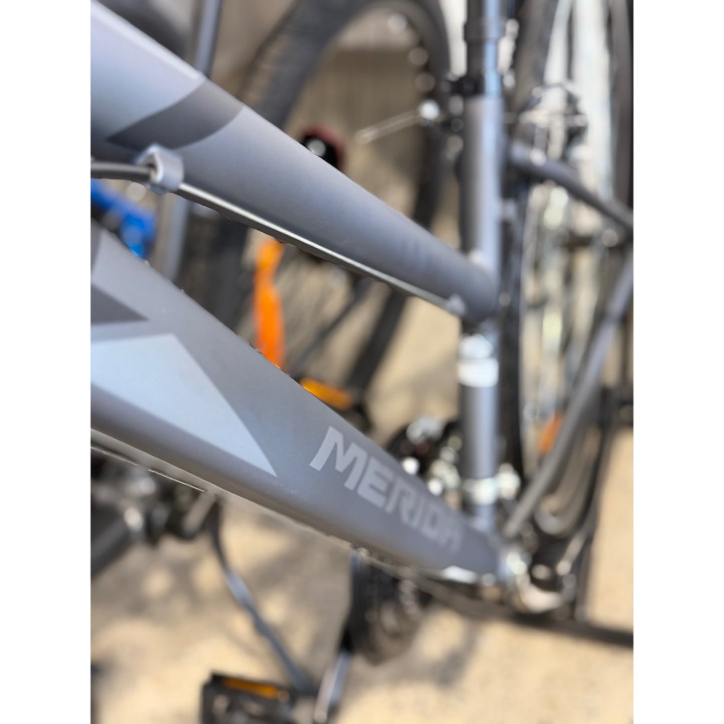 MERIDA Crossway 10 V Hybrid Bike Silk Anthracite/Grey/Black