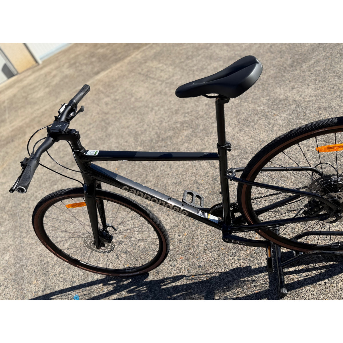 CANNONDALE Quick 2 Hybrid Bike Smoke Black