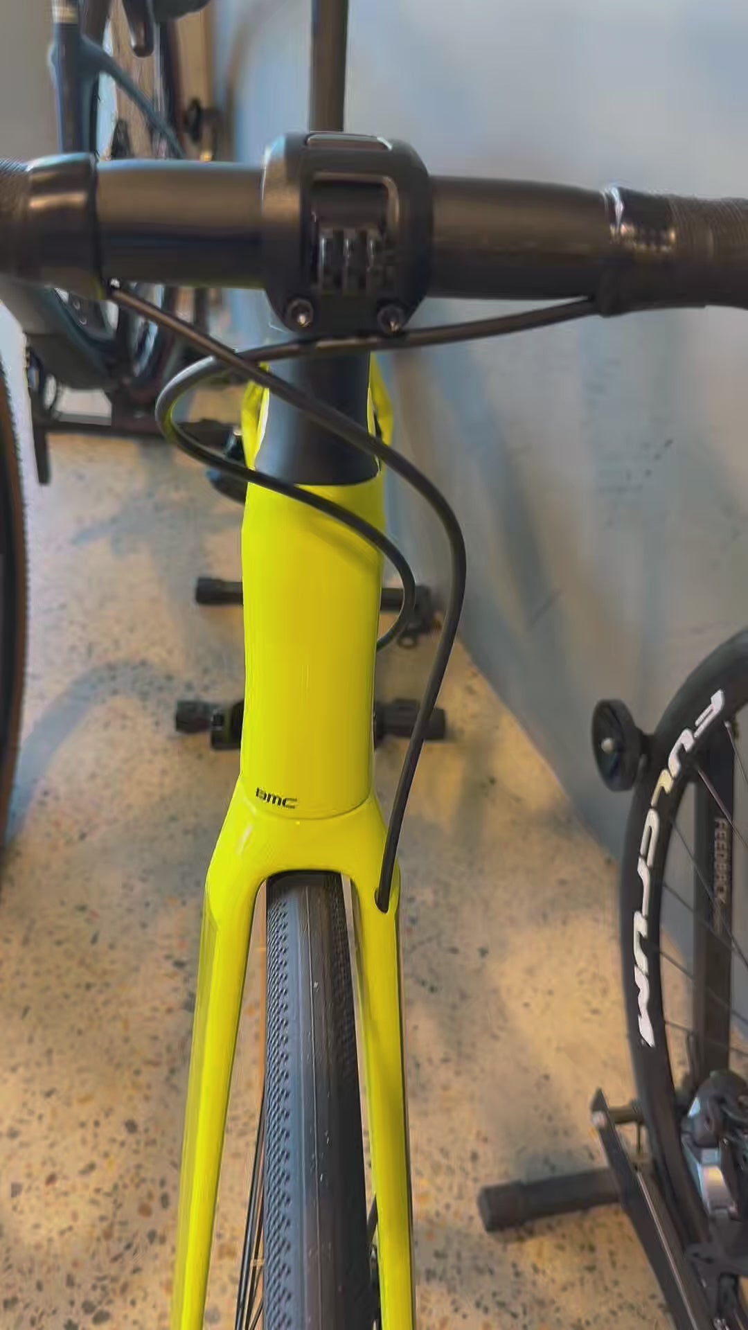 Load video: BMC Roadmachine X Two Bike Small 51cm